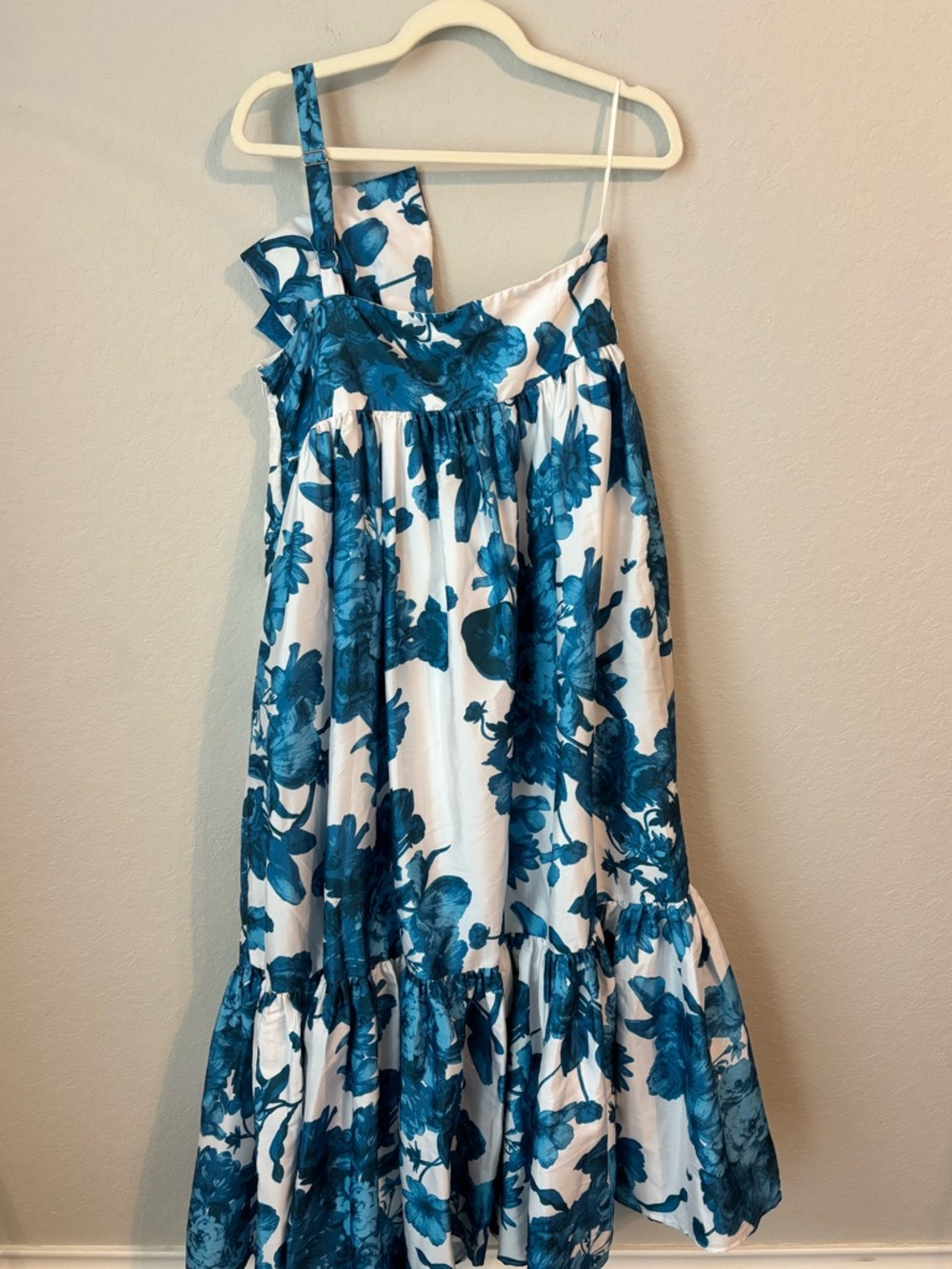 Anthropologie Atsu Sally One-Shoulder Blue Floral Midi Dress with Bow - Picture 4 of 10